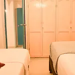 Casa Acogedora con Piscina - House Rouse 14