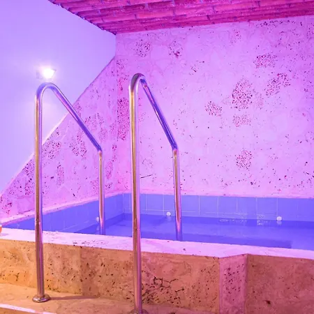 Apartamento Casa Acogedora Con Piscina - House Rouse 14